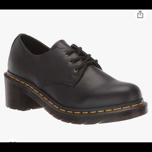 Dr. Martens Amory Oxford. Size 7. BNWT!!!